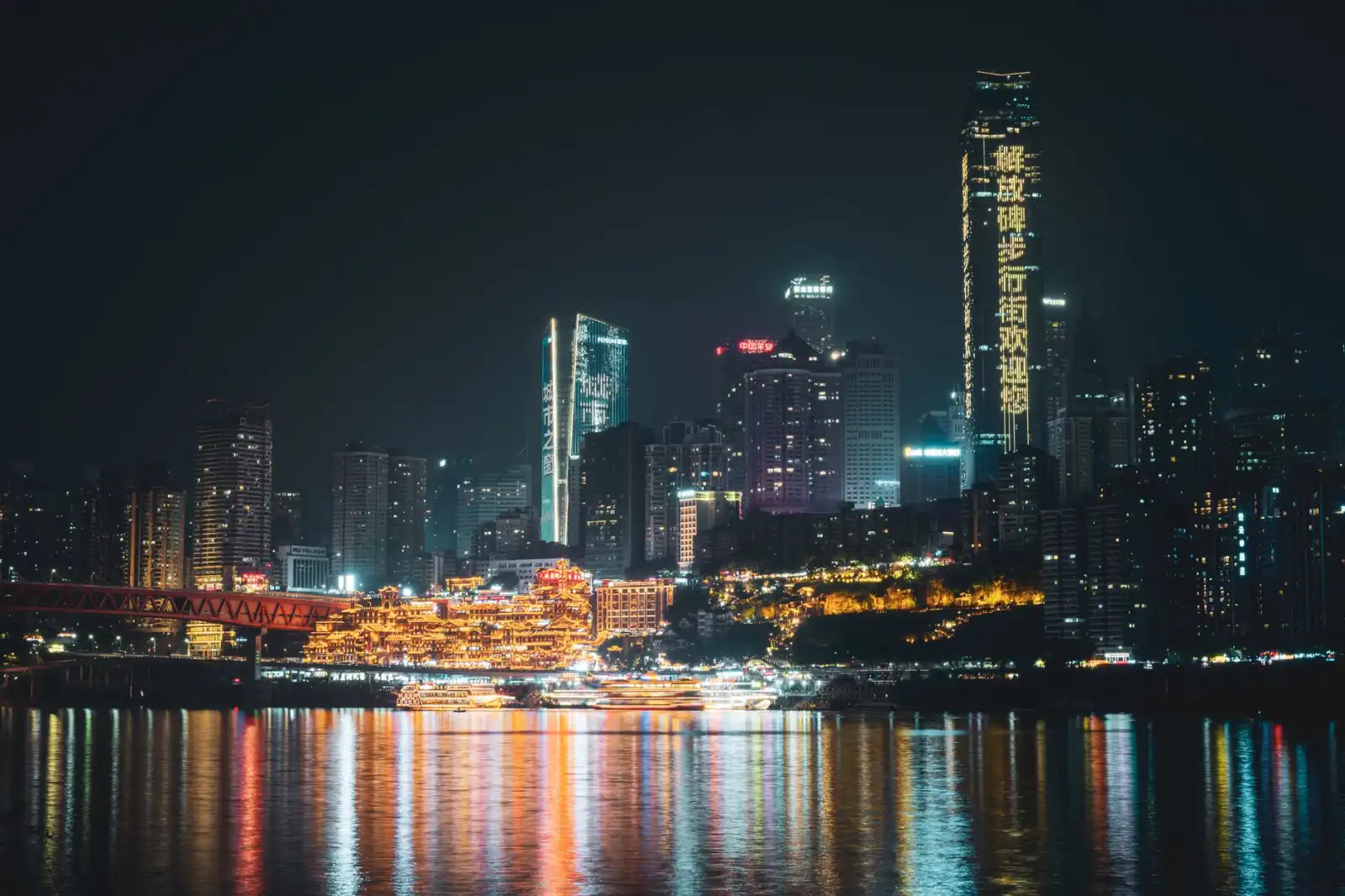 2025年游戏引擎软件光盘技术升级方向与开发者适配方案