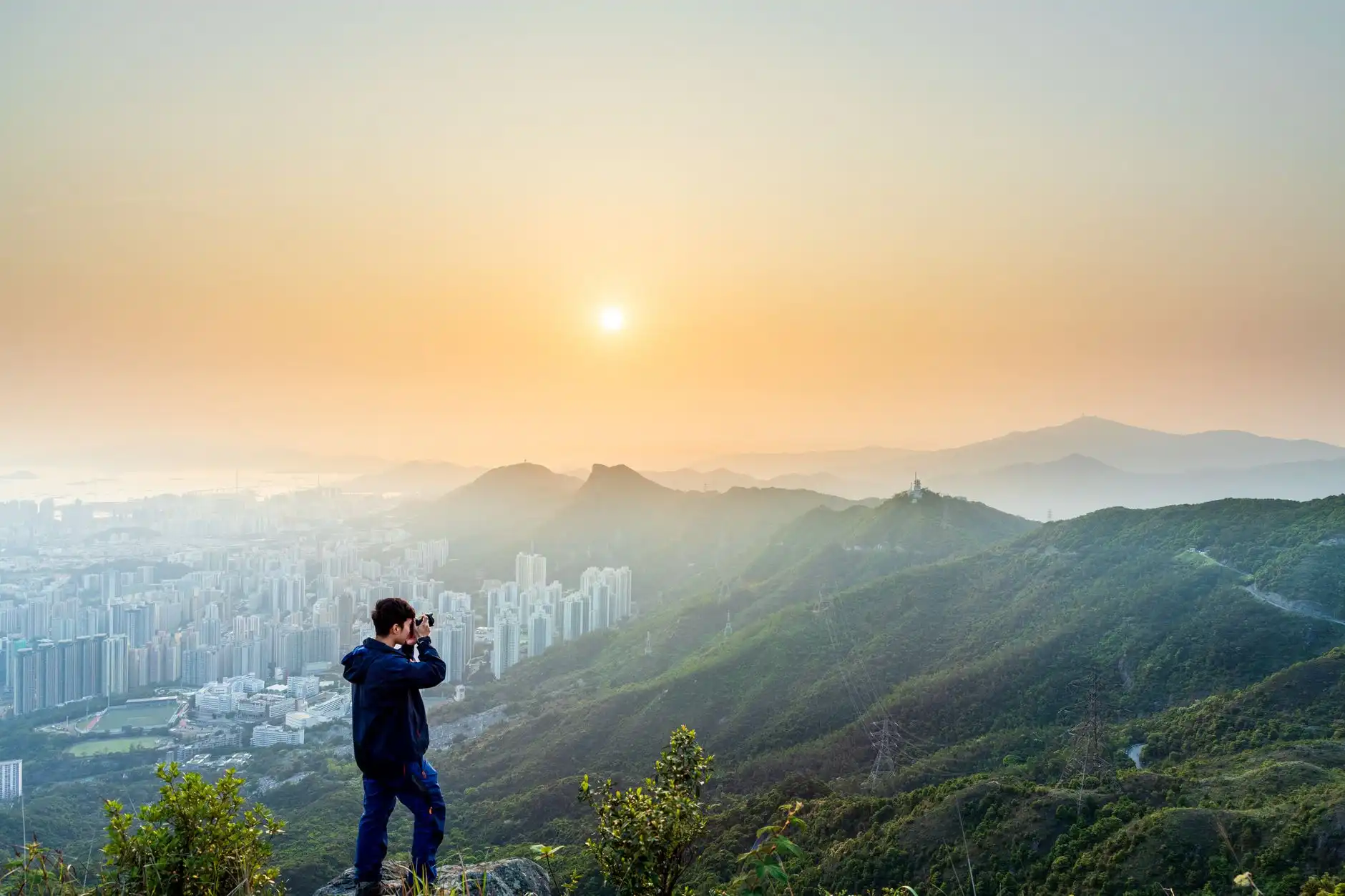 2024年游戏引擎软件光盘技术升级趋势与开发者适配策略