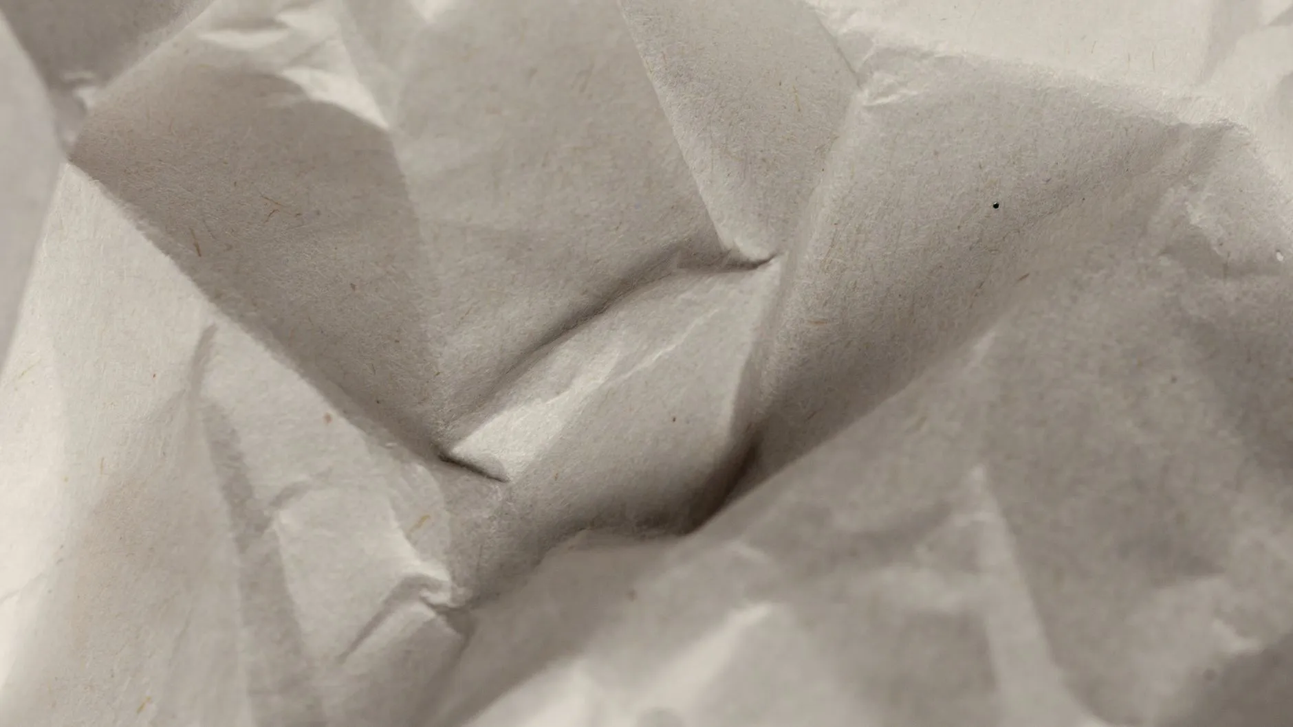 游戏开发工具光盘与引擎软件在独立游戏项目中的技术选型分析
